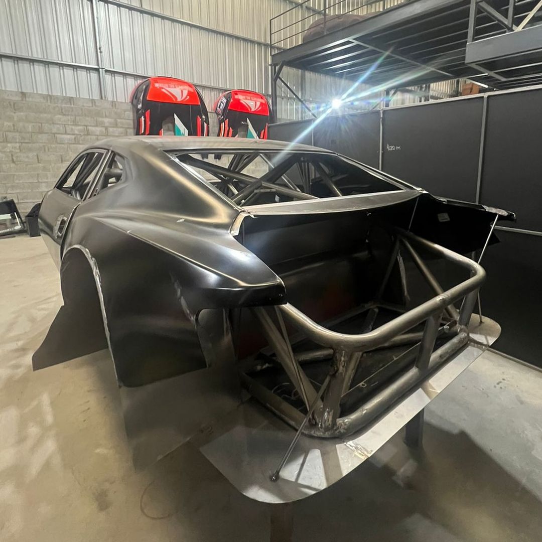 Compartimos las imágenes de los avances en el nuevo Camaro del LRD Performance:: ebarlin 03.jpg